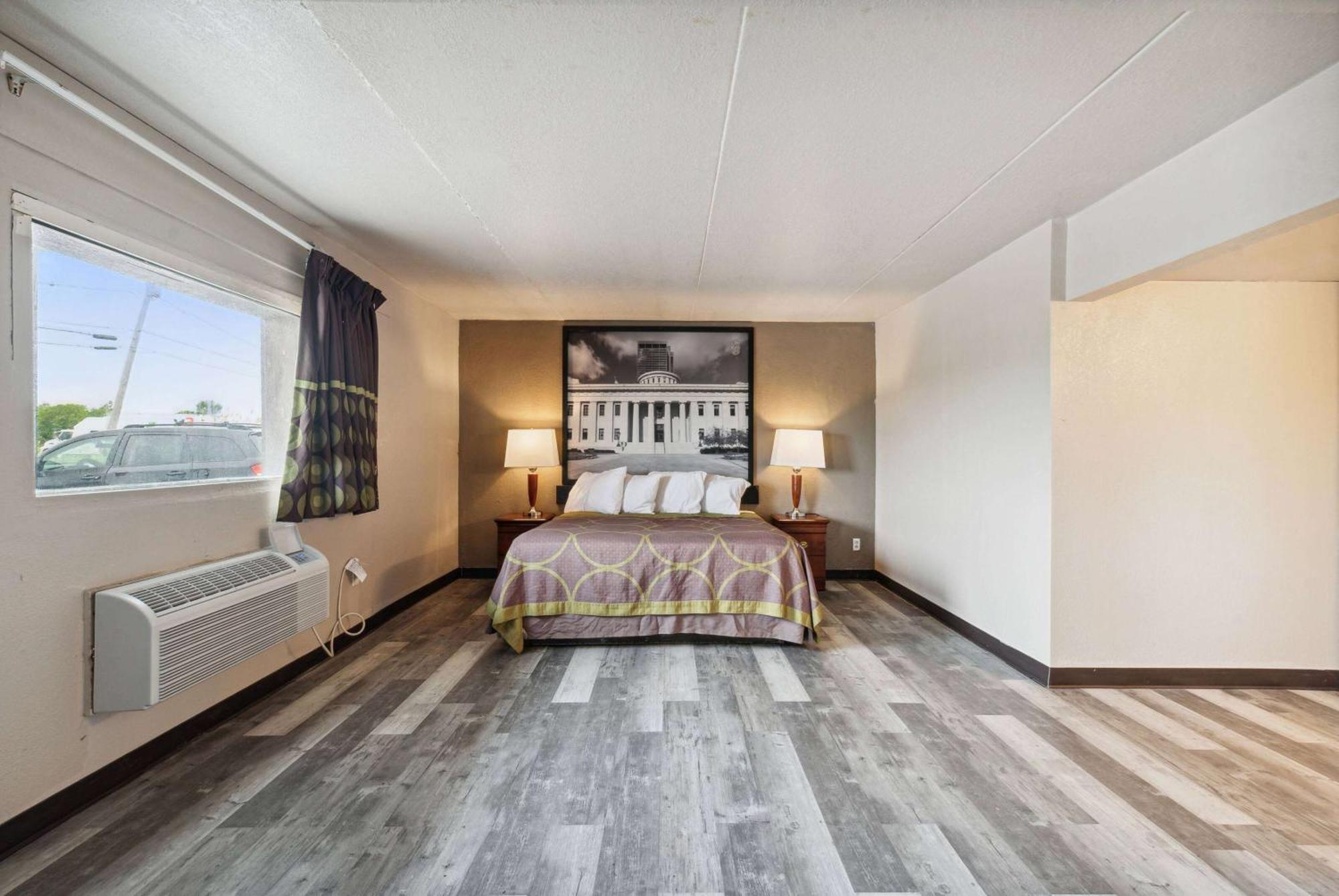 Super 8 By Wyndham Millbury/Toledo Hotel Екстериор снимка