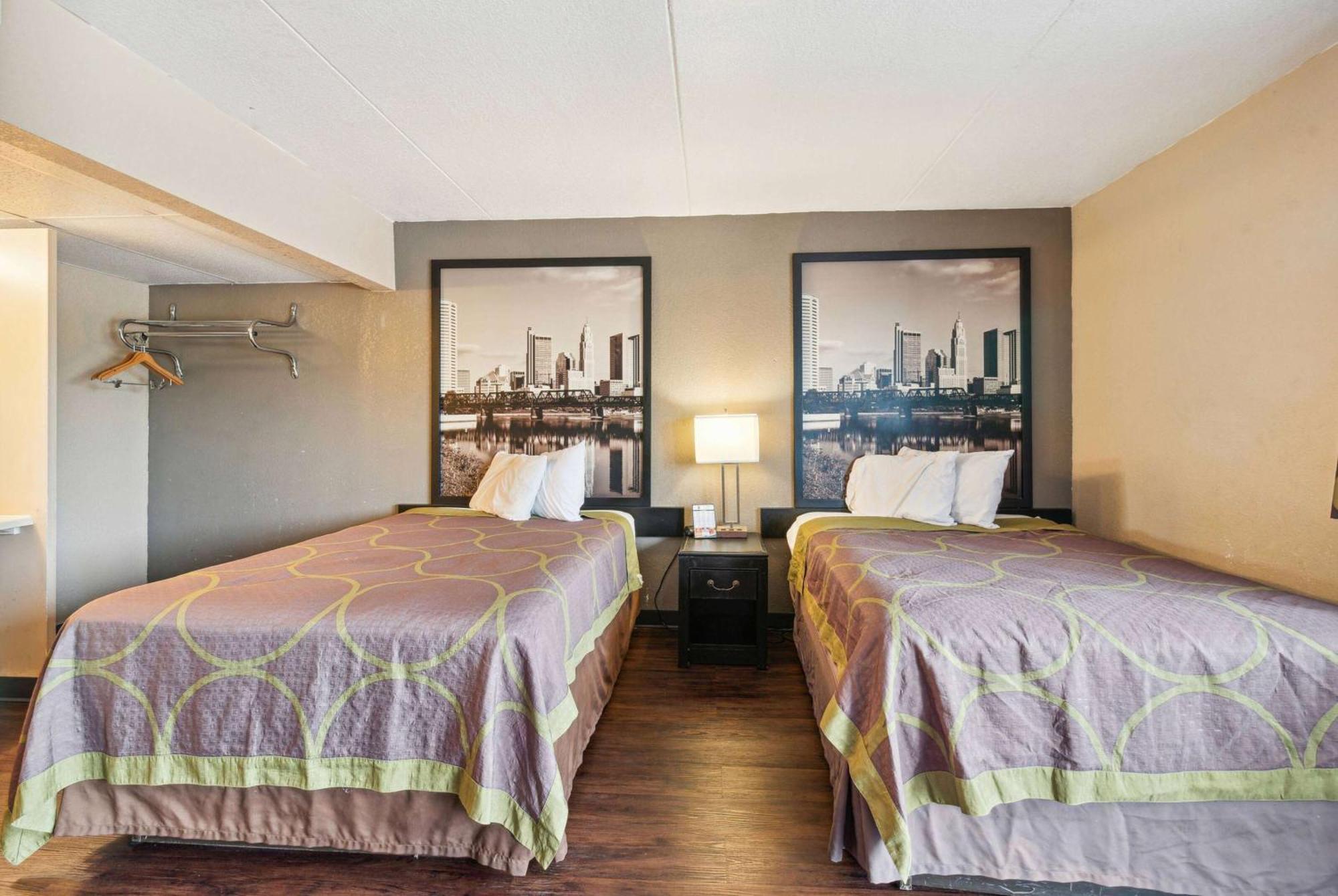 Super 8 By Wyndham Millbury/Toledo Hotel Екстериор снимка