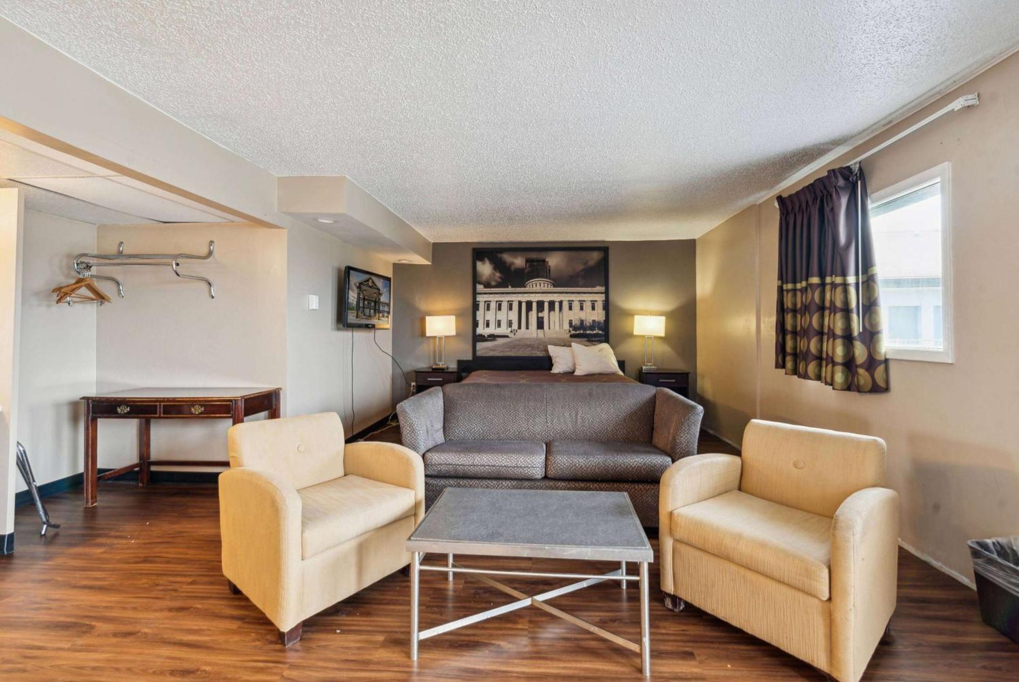 Super 8 By Wyndham Millbury/Toledo Hotel Екстериор снимка