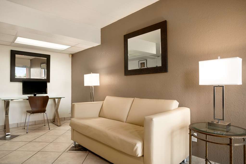 Super 8 By Wyndham Millbury/Toledo Hotel Интериор снимка